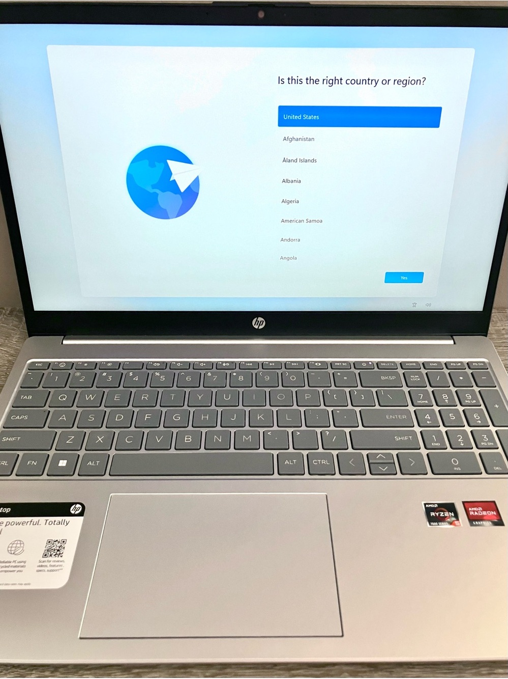 HP Laptop 15-fc0093dx 15.6" FHD RYZEN 5 7520U AMD Radeon Graphics 256GB SSD 16G